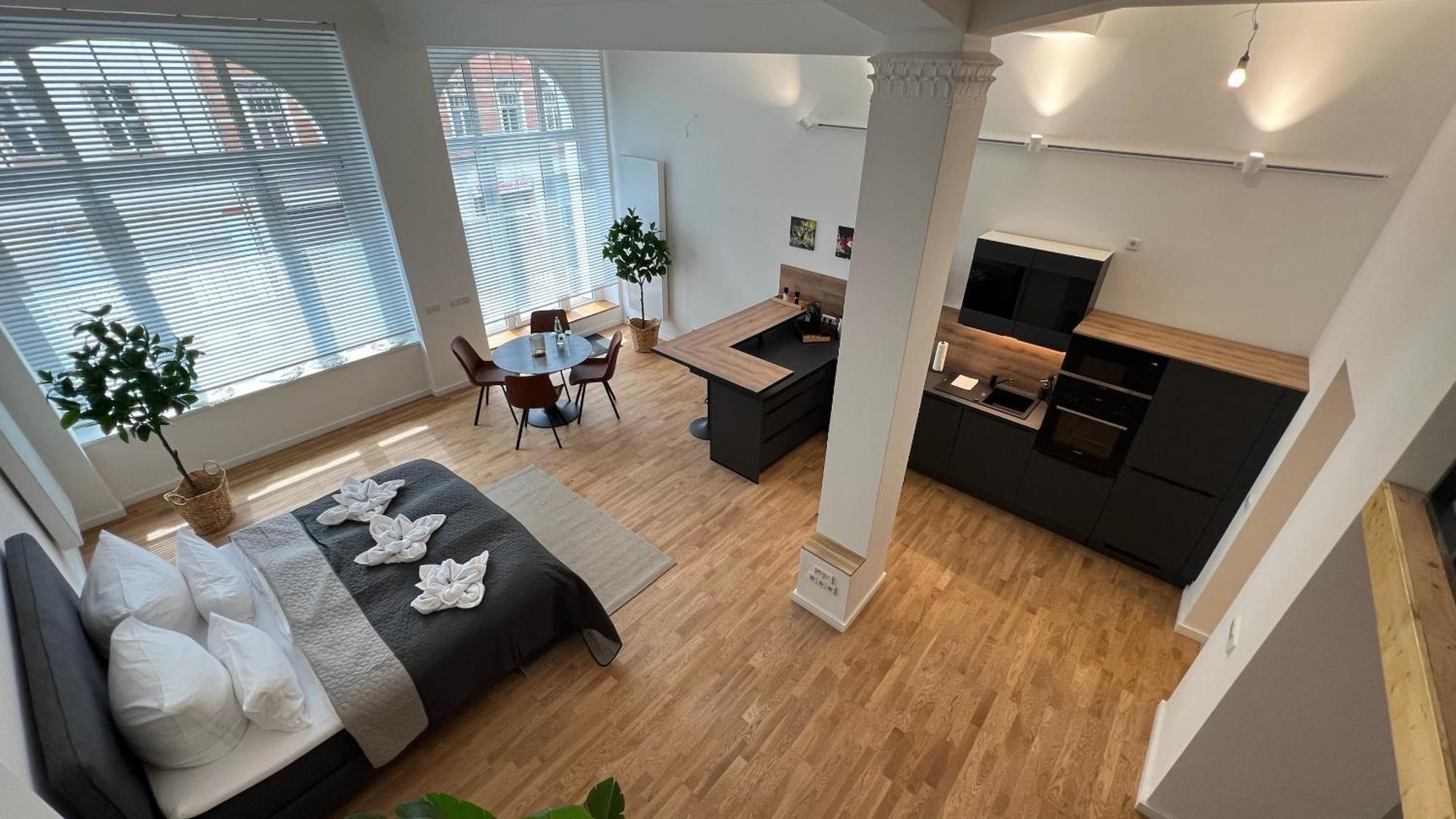 Neu! City-Loft-Apartment Im Goethe Palais I 5P I Lift I Parkplatz I Zentrum I Helios Aue  Exterior foto